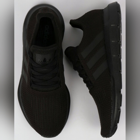 adidas Other - Adidas Men's Swift Run Trainers Triple Black sz 12